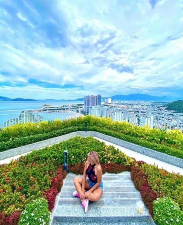 Beachfront Scenia Bay Apartment Nha Trang Esterno foto