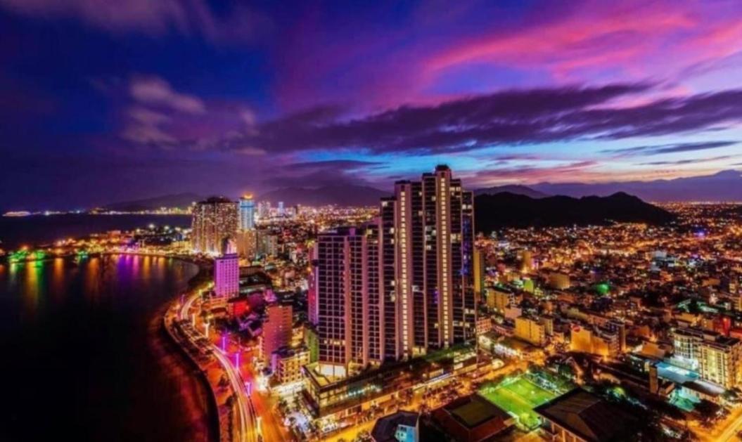 Beachfront Scenia Bay Apartment Nha Trang Esterno foto