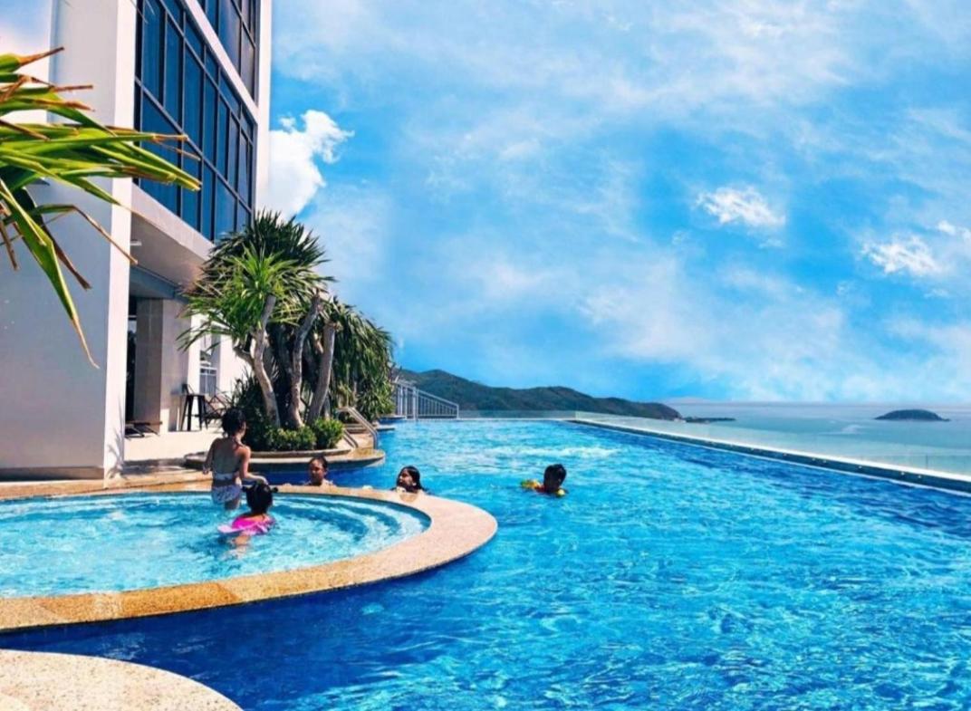 Beachfront Scenia Bay Apartment Nha Trang Esterno foto