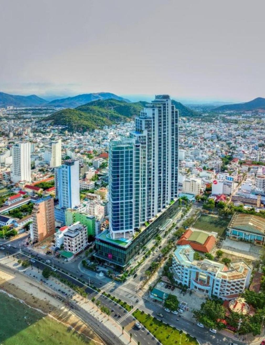 Beachfront Scenia Bay Apartment Nha Trang Esterno foto